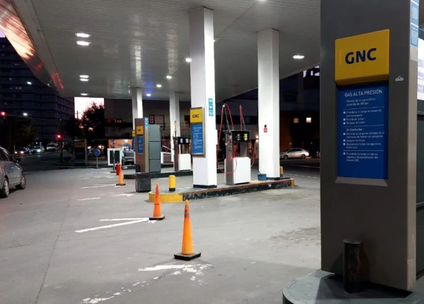 Oficializaron una suba de la tarifa de gas natural para grandes usuarios y estaciones de GNC