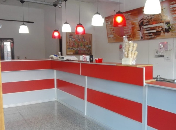 Apuñalaron a un heladero en City Bell: la víctima no corre peligro de vida