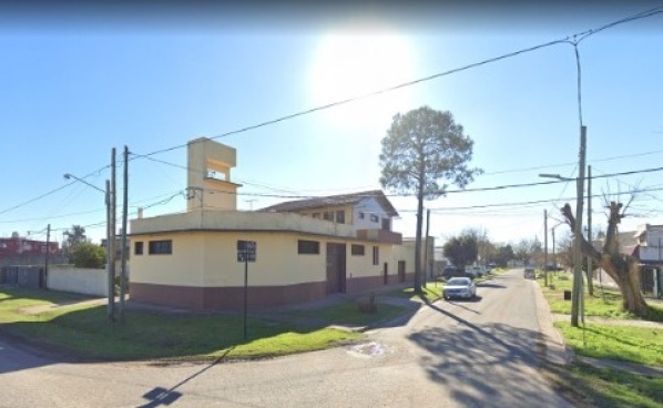 Una forrajería sufrió un robo por parte de dos motochorros en Tolosa