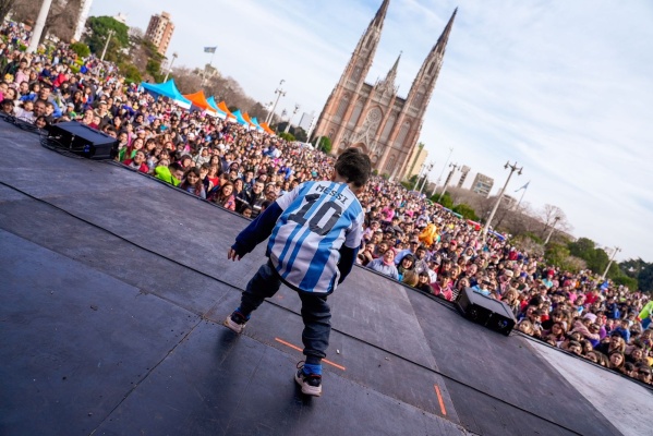 Más de 700 mil personas disfrutaron de las vacaciones de invierno en La Plata y se generaron ingresos de 1.200 millones