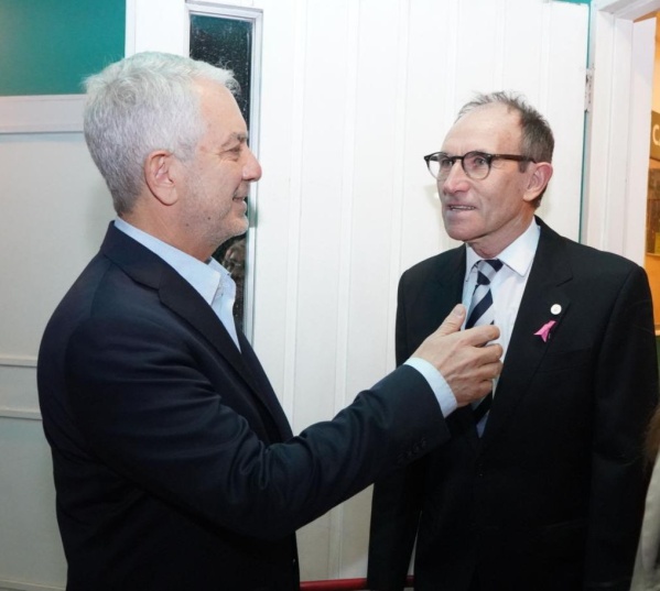 El intendente Alak anunció la entrega de un subsidio para el club Capital Chica