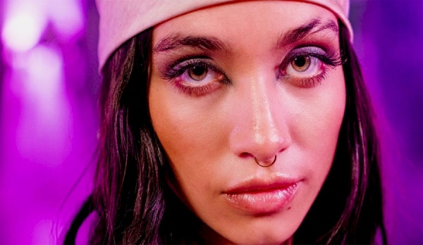 El cambio de look de María Becerra