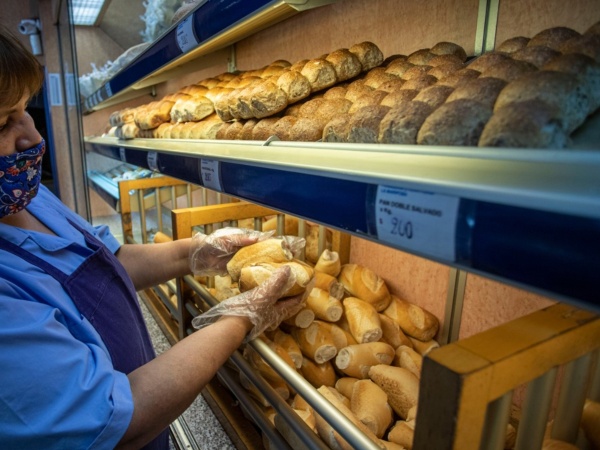 Acordaron mantener el precio del pan y la harina hasta el 31 de diciembre: conformaron una mesa de trabajo para el 2022