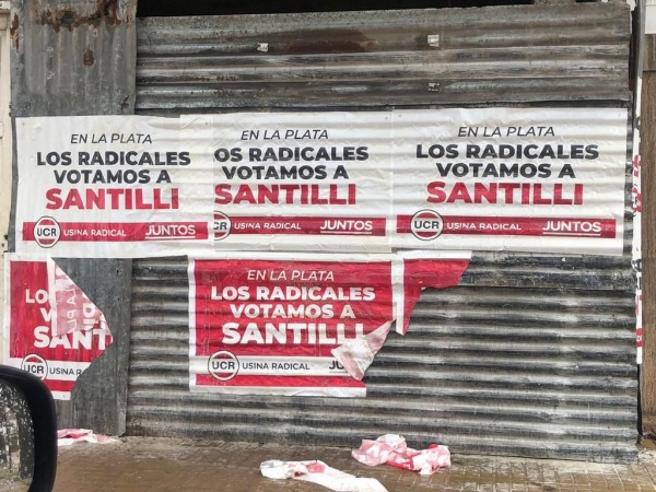Rovella y Frangul denuncian campaña sucia por carteles contra Manes: "Los radicales no votamos a Santilli, votamos radicales"