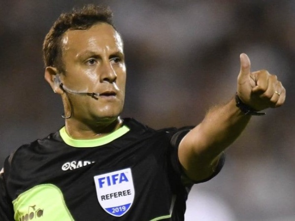 ¿Qué particularidades tienen los árbitros que estarán con Gimnasia y Estudiantes ?