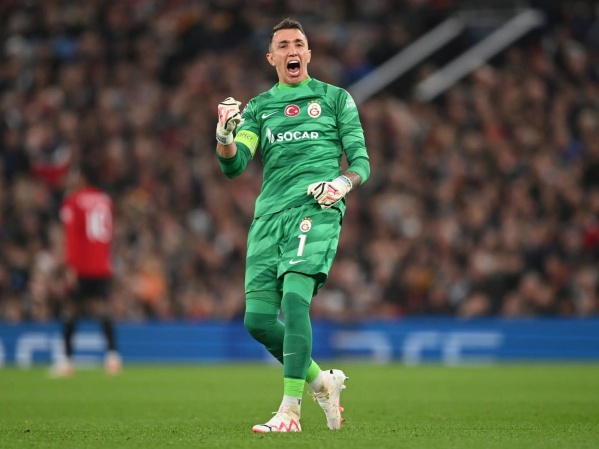 Fernando Muslera rompió el silencio, habló de su futuro y en Estudiantes se ilusionan