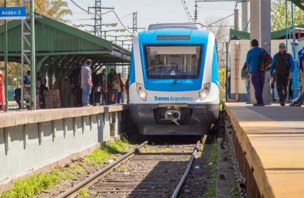 El Tren Roca sufrió un sorpresivo paro que afectó a miles de pasajeros de La Plata