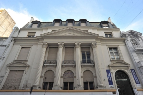 En el segundo semestre, tres facultades de la UNLP volverán a la presencialidad