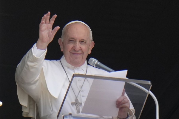 El Papa Francisco habló sobre las especulaciones de su salida del Vaticano