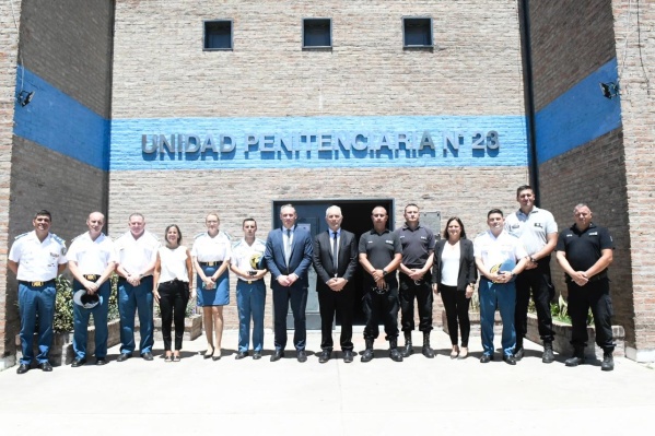 Alak entregó diplomas a más de 2.500 internos de diferentes niveles educativos del Servicio Penitenciario