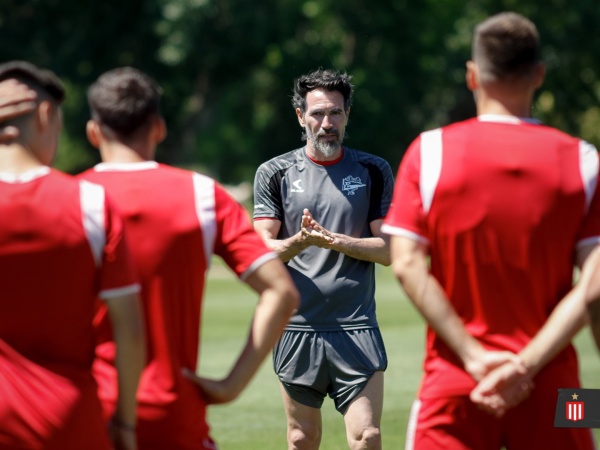 Estudiantes perfila otra venta de un futbolista titular