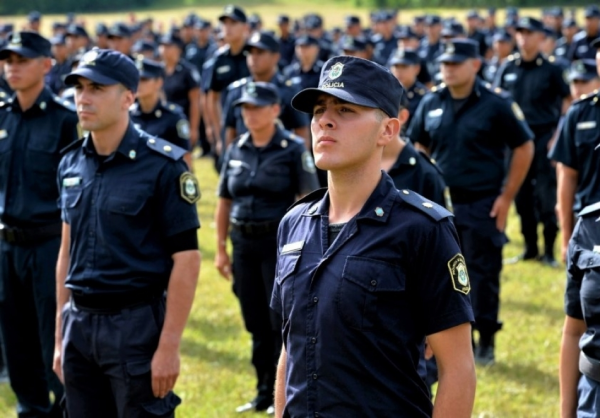 Los nuevos agentes de la Policía Bonaerense tendrán que capacitarse en Derechos Humanos