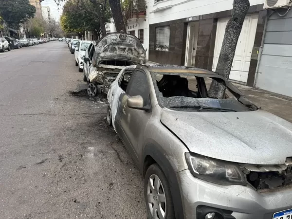 Preocupación en La Plata por los autos incendiados en el casco urbano