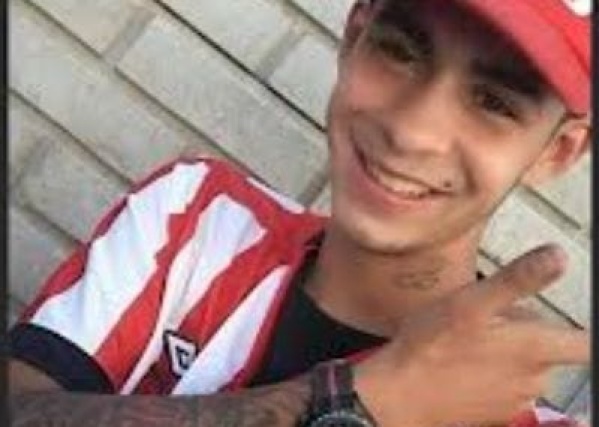 Hallaron muerto a un joven en Villa Elvira: creen que fue un suicidio, pero su familia tiene otra teor&iacute;a