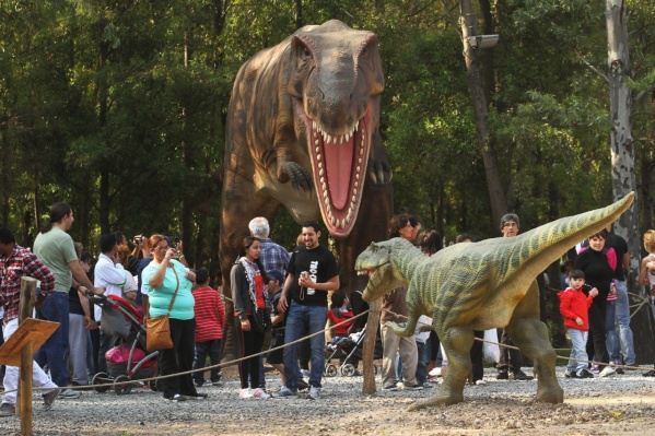 &iexcl;Los dinosaurios llegaron a La Plata! La ciudad tendr&aacute; su propio parque jur&aacute;sico