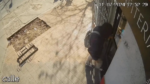 Rob&oacute; dos veces en una semana en un comercio de La Plata y fue detenido
