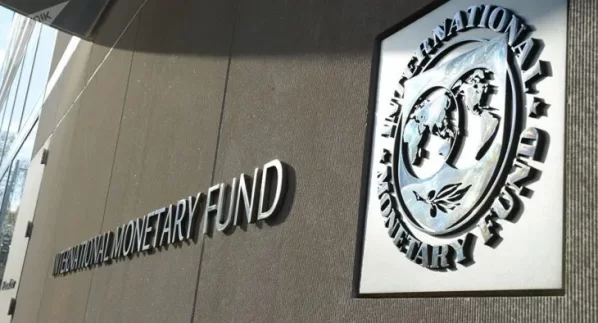 El FMI desembolsó 5.400 millones de dólares y aprobó la revisión de metas del cuarto trimestre