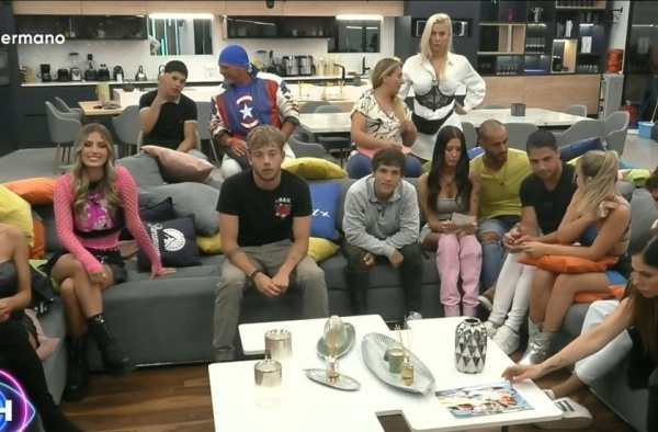 Un papá reacciona a las galas de eliminación de Gran Hermano y es furor en Tik Tok: “No me quiero imaginar con el mundial"