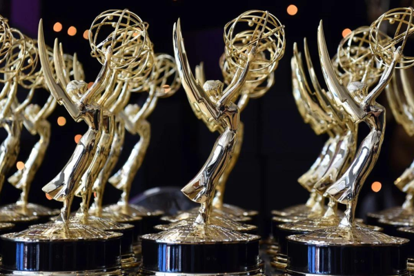 Se pospuso la entrega de los premios Emmy por la huelga de guionistas y actores de Hollywood : ¿Cuándo se celebrará?