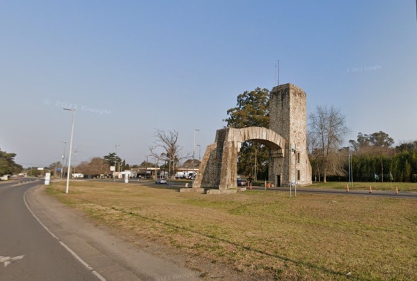 Lo atraparon mientras intentaba ingresar a La Plata en un auto robado