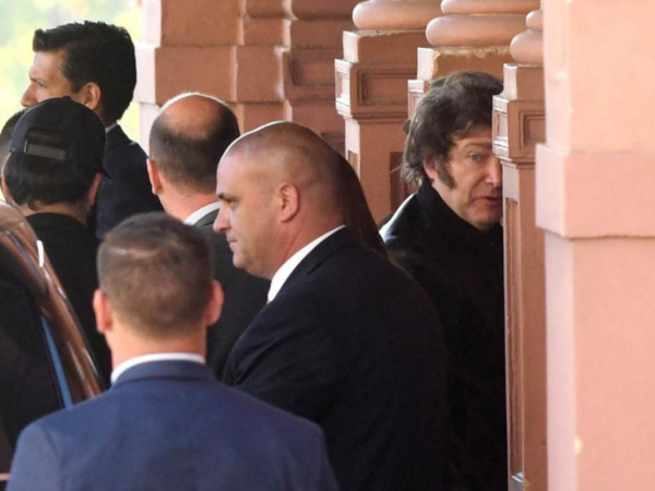 Desembolso del FMI, análisis de la Ley Ómnibus y coyuntura política: que habló Milei en la reunión con sus ministros