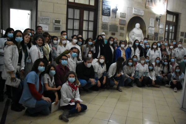Reclamo en el Hospital de Niños de La Plata: denuncian falta de personal y demoras en las intervenciones quirúrgicas