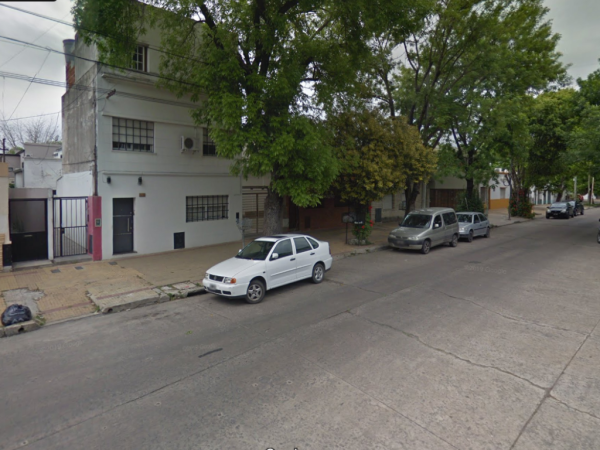 Ladrones ingresaron a una casa de La Plata por el techo y se robaron más de 6 millones de pesos