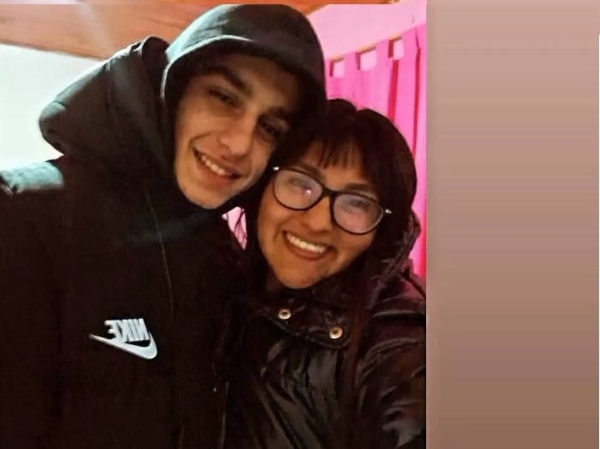 "Te voy a llevar en mi corazón": el desolador mensaje de los amigos del joven platense fallecido tras el choque con su moto