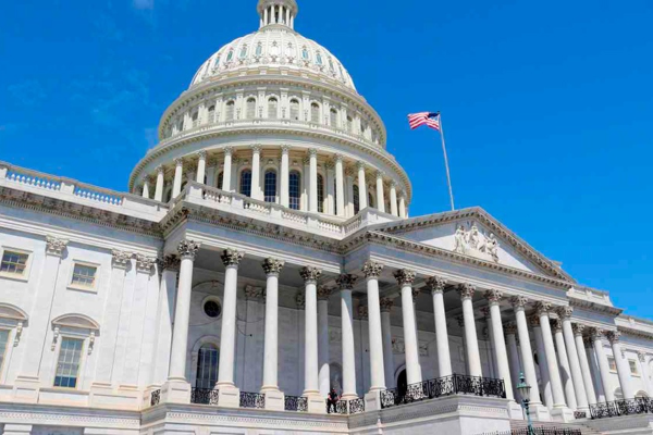 El Congreso de Estados Unidos aprobó el proyecto de financiación temporal y evitó una parálisis financiera