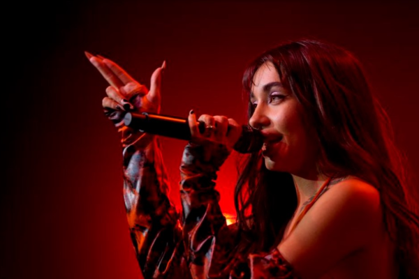 María Becerra reveló el motivo por el cual usa tanto maquillaje y su respuesta asombró a sus seguidores