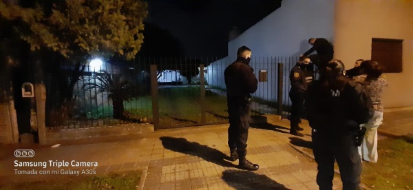 Un hombre y un menor de edad fueron detenidos tras intentar robar en una vivienda en Tolosa