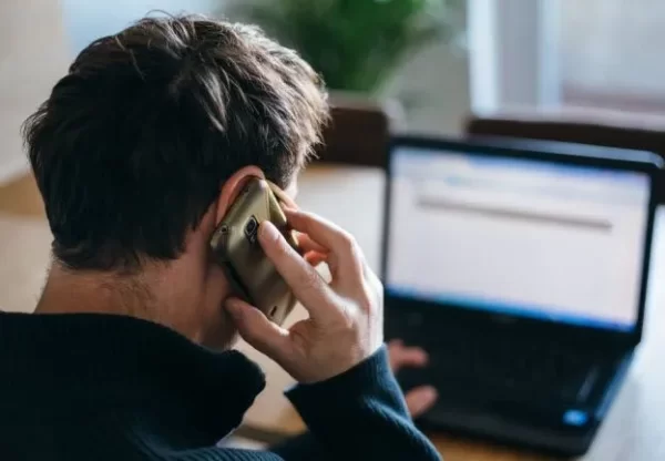 Un platense fue estafado por miles de pesos en una compra de Instagram: &ldquo;Nos bloquearon y nos dimos cuenta de que se trataba"