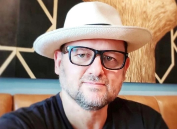 ¡Hay casamiento!: Ángel de Brito confirmó que el chef Cristophe Krywonis le propuso matrimonio a su pareja