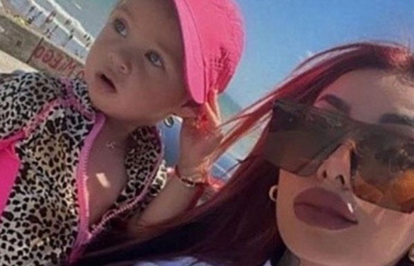 Las lujosas vacaciones de Tamara B&aacute;ez y Jamaica sin L-Gante