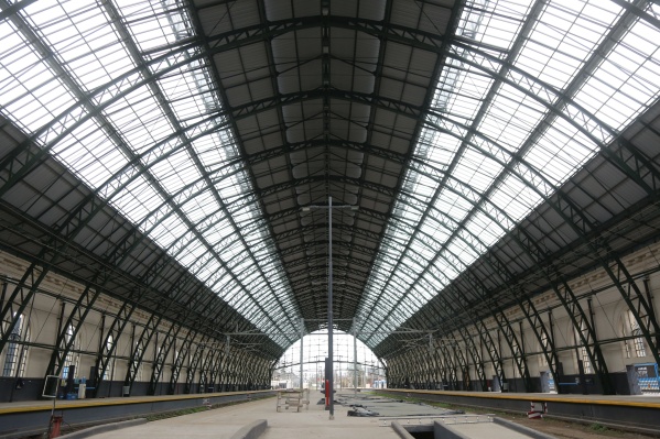 Finalizó la obra en el techo de la Estación de La Plata: paneles de vidrio y nuevas estructuras
