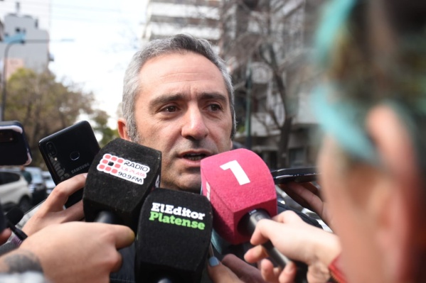 Larroque dijo que hay un "espíritu latente" para generar una mega manifestación de apoyo a Cristina Kirchner