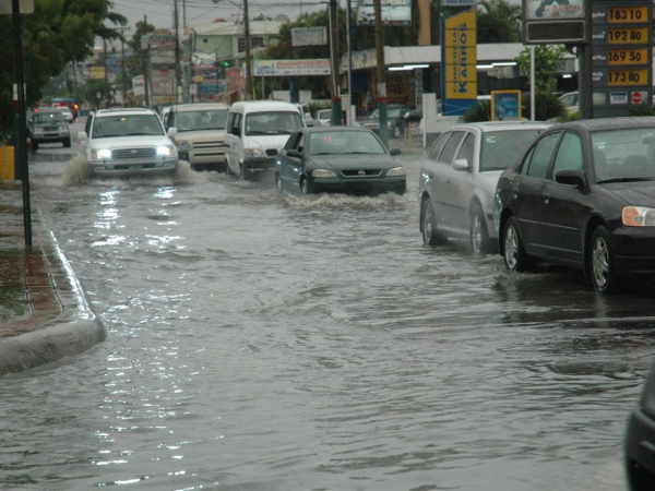 13 mil evacuados y más de 20 muertos en República Dominicana por las lluvias torrenciales