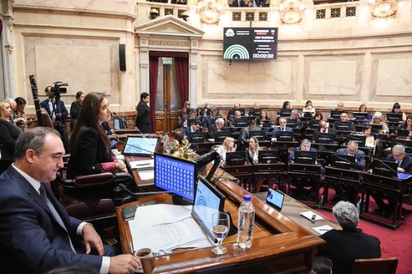 El Senado consiguió el quórum y buscará anular los vetos de Milei