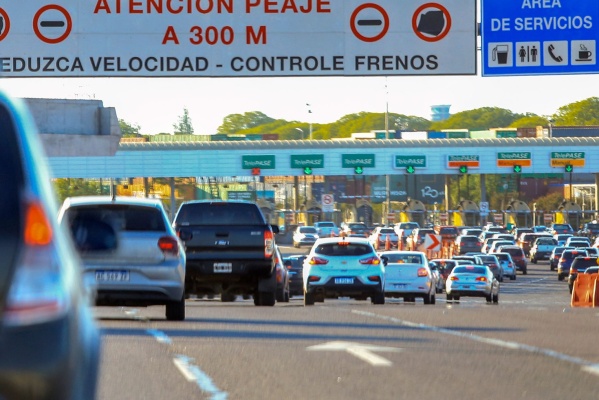 Los peajes en rutas y autopistas nacionales subirán un 50% desde este viernes y habrá un segundo incremento en agosto