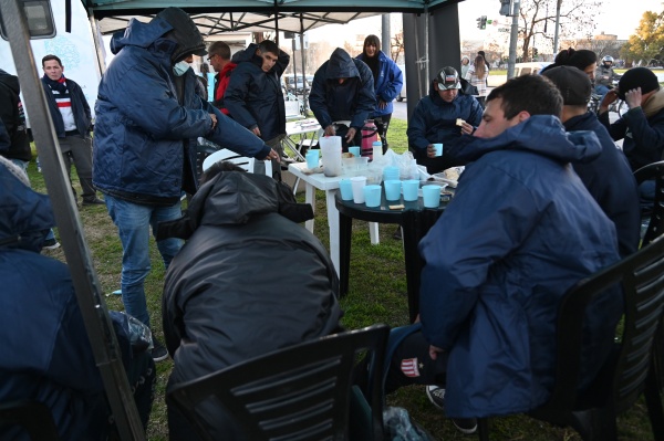 La Municipalidad de La Plata concret&oacute; un operativo especial de vacunaci&oacute;n y asistencia a personas en situaci&oacute;n de calle