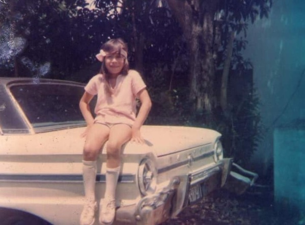 "Me quieren denunciar": cree que nació en La Plata, descubrió que su madre no era su madre y pide ayuda para saber la verdad