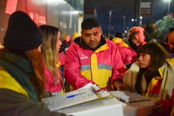 La Municipalidad de La Plata reforzó el operativo frío para asistir a personas en situación de calle