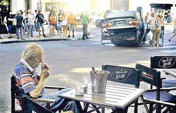 Vino a la ciudad de La Plata y se encontró con una realidad: “Es la ciudad en la que peor se maneja en el país"