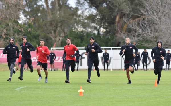 Sin refuerzos el Pincha inició una nueva semana y le apunta a los amistosos