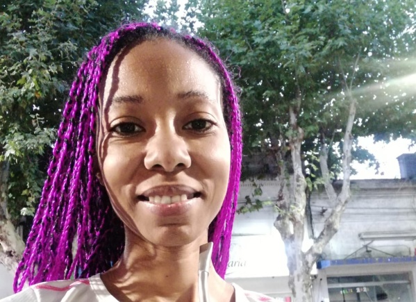 "¡Me caso!": una uruguaya llegó a La Plata, quedó flechada por un ensenadense, dejaron de verse y ahora la rompen juntos