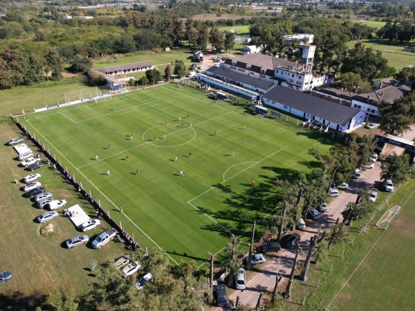 Un dirigente de Gimnasia sacó chapa por la gestión y los hinchas lo liquidaron