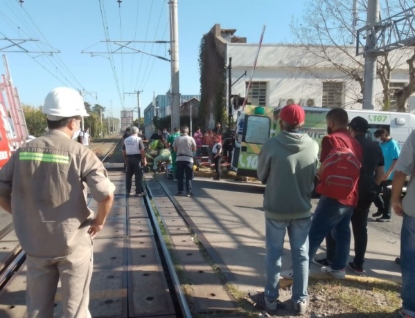 Una mujer fue atropellada por el Tren Roca de La Plata