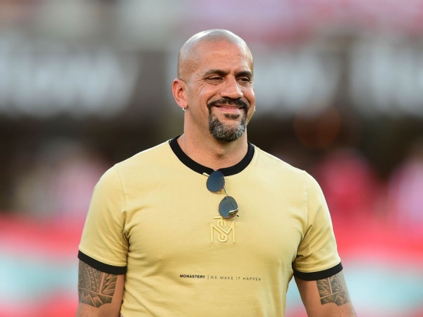 Reapareció Verón y avisó que "no terminan bien estas cosas" pero advirtió que "me siento fortalecido..."