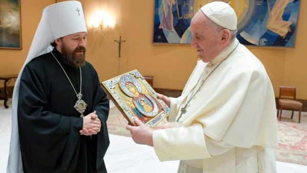 El Papa recibió al nuevo canciller de la Iglesia rusa