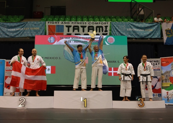 El platense Ariel Suzuki obtuvo la medalla de oro en el Campeonato Mundial SKIF 2023 en Hungría